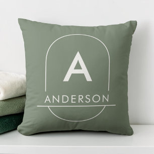 Coussin Monogramme de famille minimaliste vert sauge moder