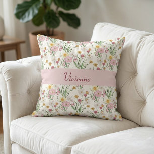 Coussin Monogramme de nom de fleur sauvage aquarelle rose 