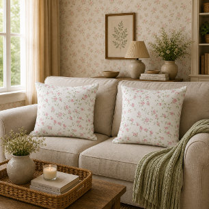 Coussin Monogramme Floral Romantique   Cottagecore Vintage