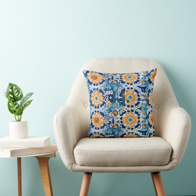 Coussin Monogramme moderne en carreaux bleu et orange (Chaise)