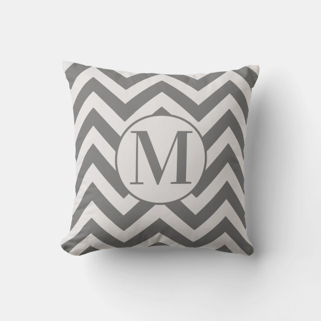 Coussin Monogramme moderne Gris Blanc Chevron Design (Recto)