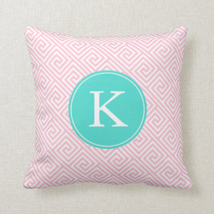 Coussin Monogramme Motif clé rose et aqua grec