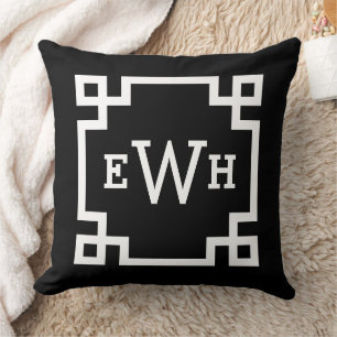 Coussin Monogramme personnalisé de clé grecque noire et bl