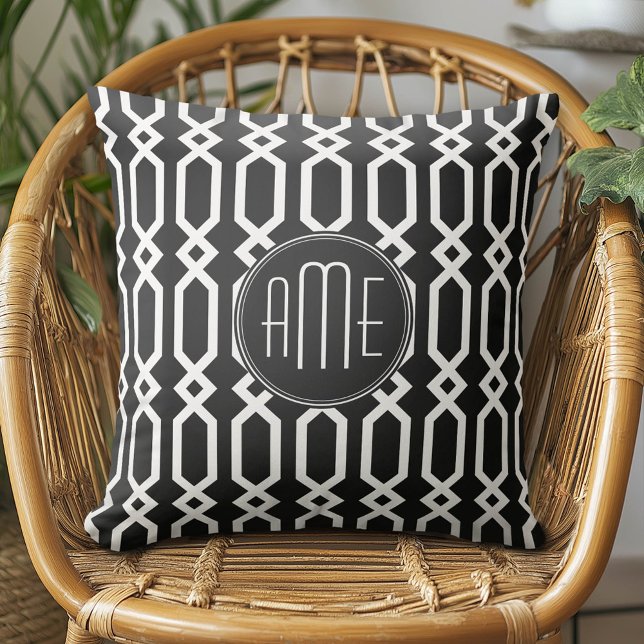 Coussin Monogramme personnalisé de Motif géométrique noir  (Custom Monogram Pillow)