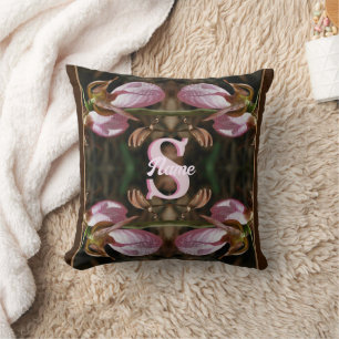 Coussin Monogramme personnalisé initial nom Dame Sabot Fle
