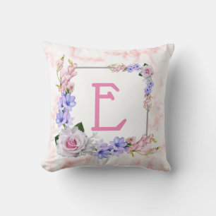 Coussin Monogramme Rose en marbre rose