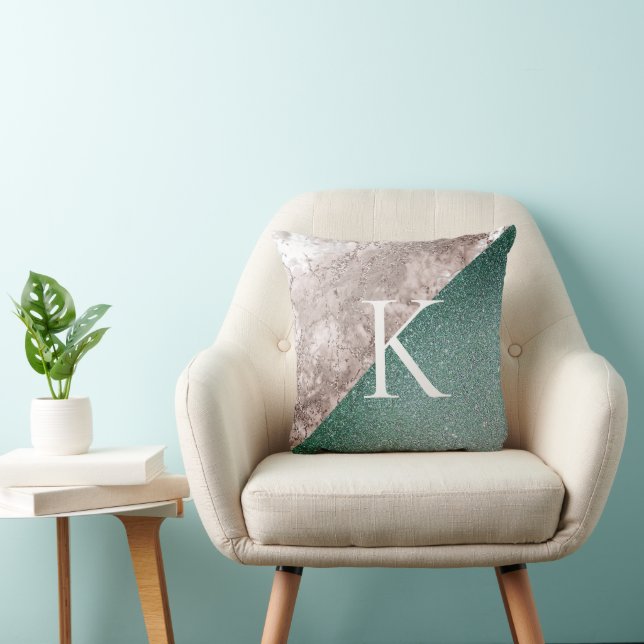 Coussin Monogramme vert en marbre rose (Chaise)