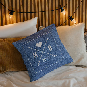 Coussin Monogrammes personnalisés Love Heart Flèches sur D