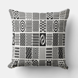 Coussin Mosaïque monochrome : noir et blanc géométrique