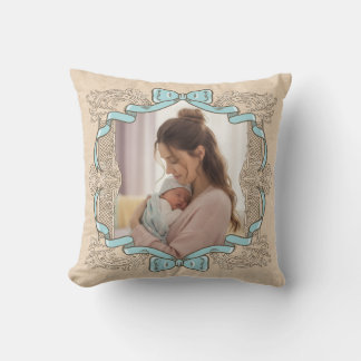 Coussin Mother & Child Vintage Baby Blue Bow Frame