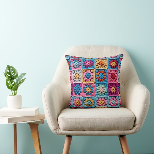 Coussin Motif Carré Crochet Granny (Chaise)