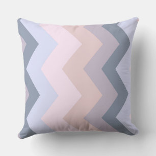 Coussin Motif Chevron rose et violet
