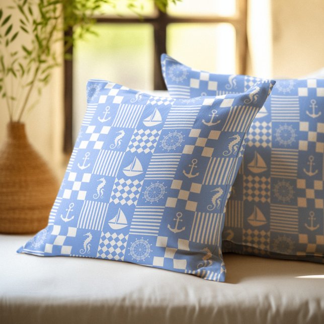 Coussin Motif de  de maquillage bleu pâle (Créateur téléchargé)