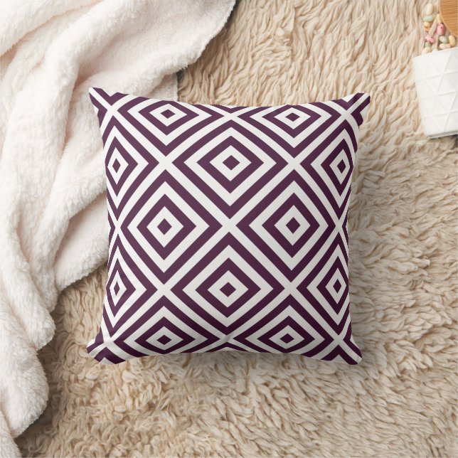 Coussin Motif de l'aubergine de diamant pourpre avec oreil (Couverture)