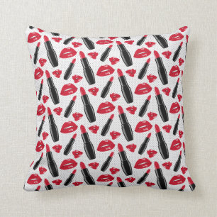 Coussin Motif de point de polka de rouge à lèvres et de