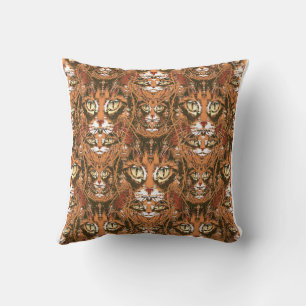 Coussin motif de visage de chat tigré