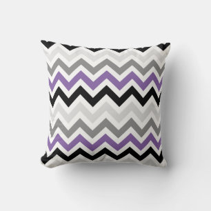 Coussin Motif de zigzag gris noir pourpre de Chevron