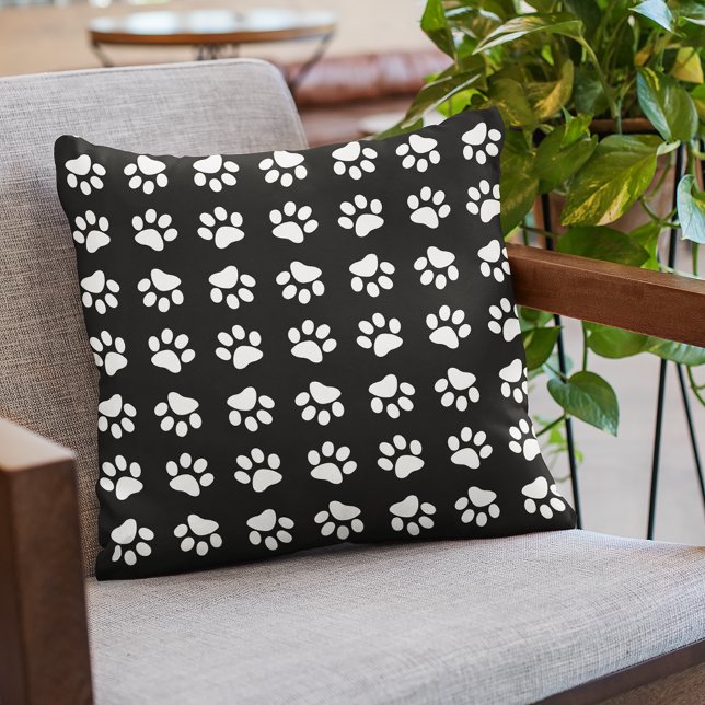 Coussin Motif Empreinte de patte noir et blanc moderne (Créateur téléchargé)