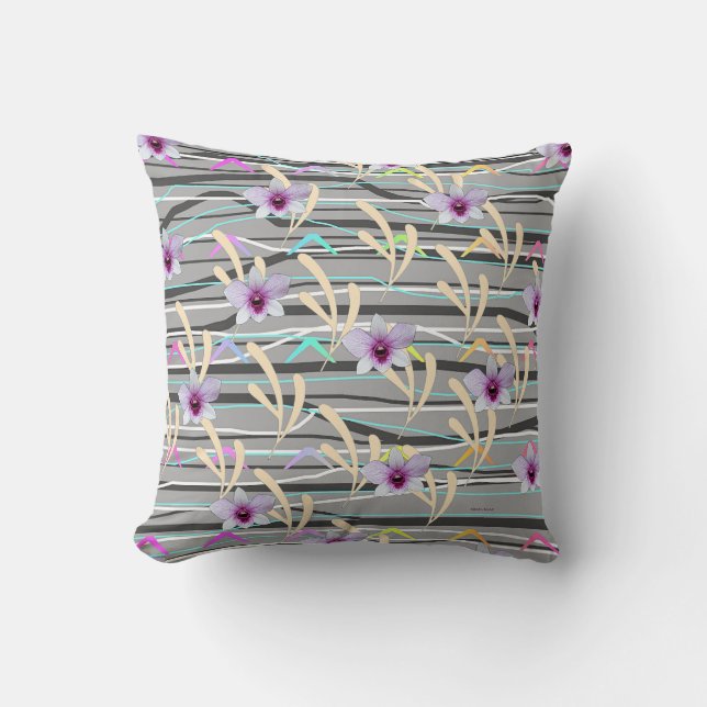 Coussin Motif floral gris feuille pâle centre violet  (Recto)