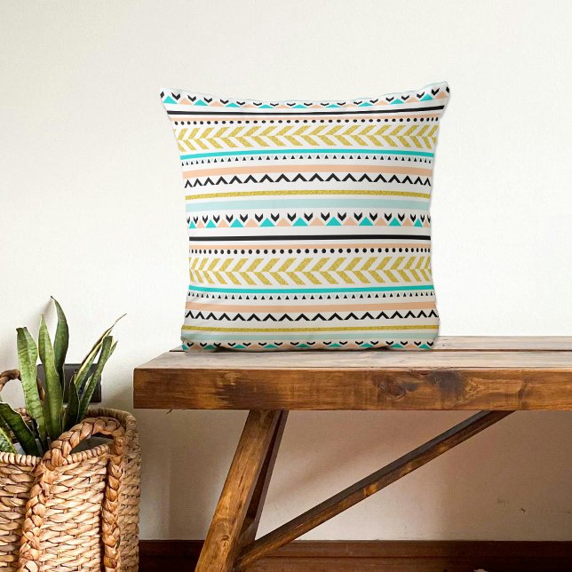 Coussin Motif inspiré par le design géométrique Aztec (Créateur téléchargé)