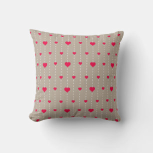 Coussin Motif moderne de Coeurs rouge et beige
