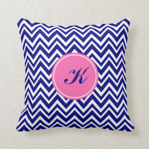 Coussin Motif Monogram Navy Blue Chevron