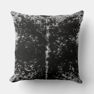Coussin Motif noir et blanc de la vache à capuchon