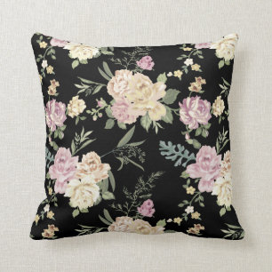 Coussin Motif rose démodé de chintz de roses sur le noir