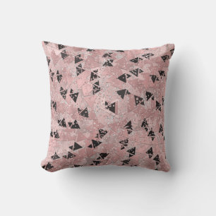 Coussin Motif Rose rose or et triangles noir