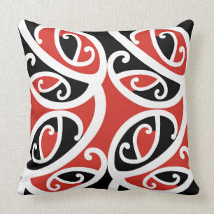 Coussin Motif tribal maori Kowhaiwhai Mangopare