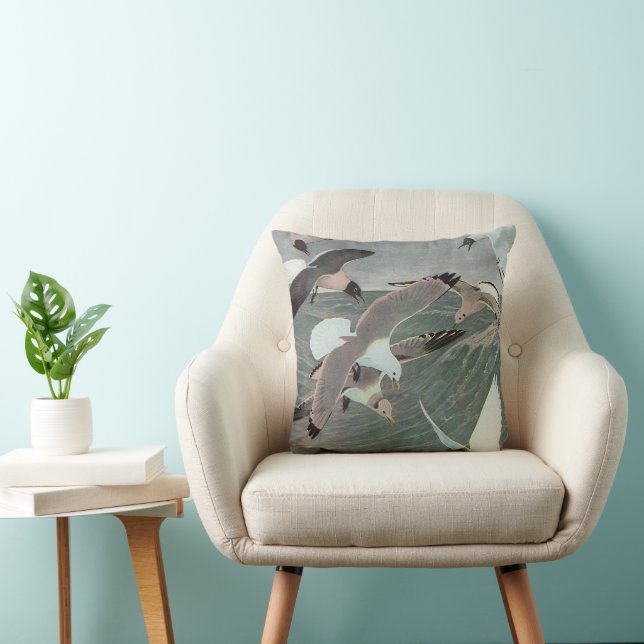 Coussin Mouettes au-dessus des vagues océaniques par Louis (Chaise)