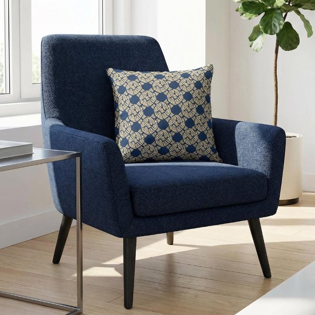 Coussin Navy Art Deco Interlaced Rope Pattern (Créateur téléchargé)