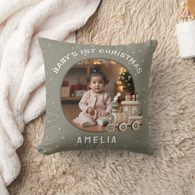Coussin Neutral Baby’s 1st Christmas Train Keepsake Photo (Couverture)