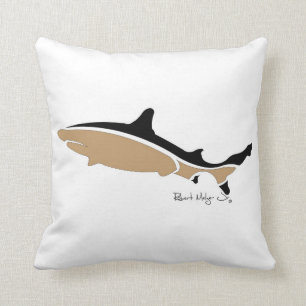 Coussin noir de requin de bout