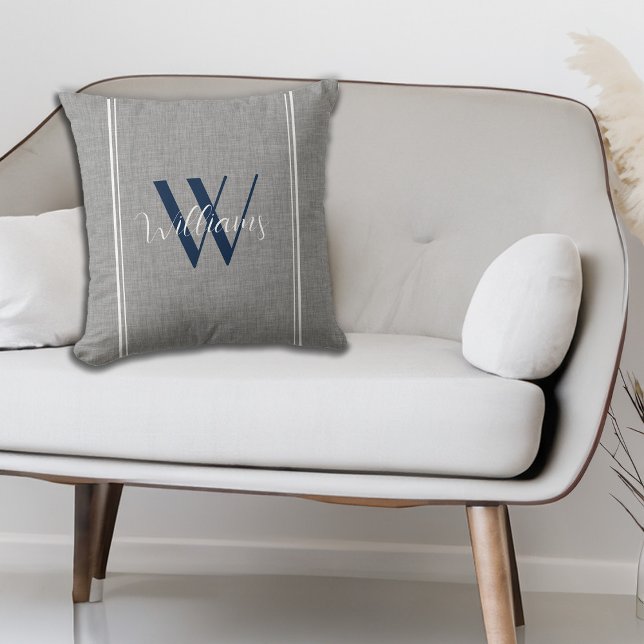 Coussin Nom classique personnalisé rayé (Personalized Classic Last Name Striped Throw Pillow)