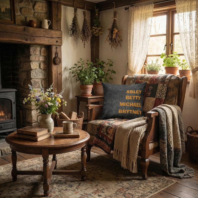 Coussin Nom d'enfant personnalisé rustique chic (Créateur téléchargé)