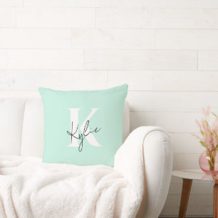 Coussin Nom du monogramme personnalisé de la crème à la me