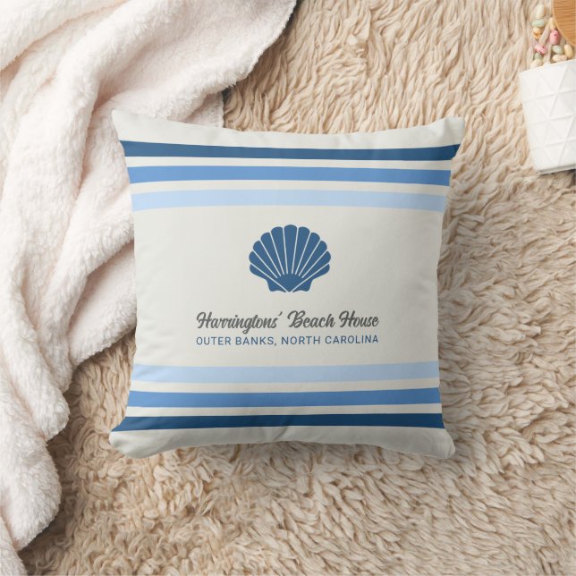 Coussin Nom et emplacement personnalisés Maison de plage (Couverture)