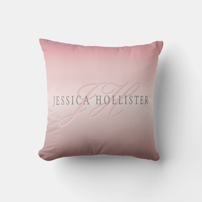 Coussin Nom et monogramme | Soft FAUX Rose Gold Blush (Recto)