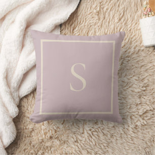 Coussin Nom initial personnalisé l Soft Pastel Purple