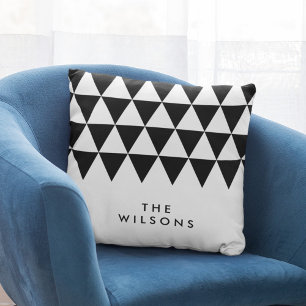 Coussin Nom minimaliste blanc Motif triangle noir
