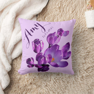 Coussin Nom personnalisable mignon Amy crocus violet flora