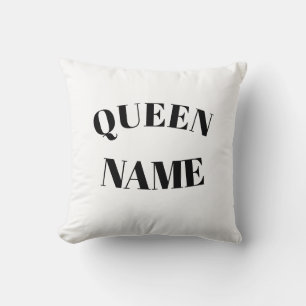 Coussin Nom personnalisé de la Reine – Design Élégant Roya