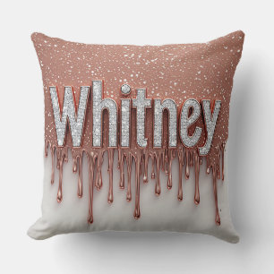 Coussin Nom Whitney en rose gold métallisé qui coule
