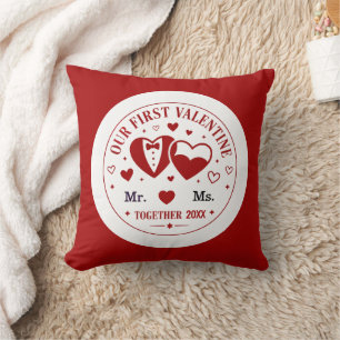 Coussin "Notre premier Saint-Valentin" personnalisé M. & M