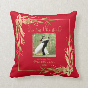 Coussin Notre première couronne d'or photo de Noël en roug