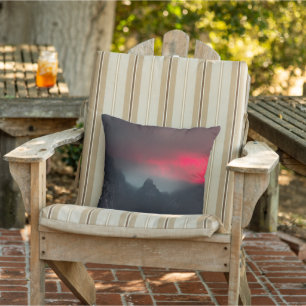Coussin Nuages brûlants, brouillard et montagnes