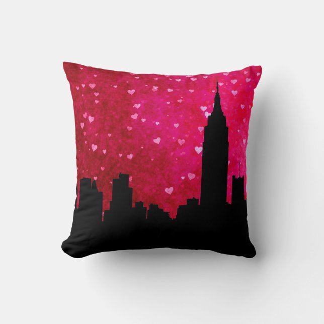 Coussin NYC Skyline Silhouette, ESB #1 Rose Red Heart (Recto)