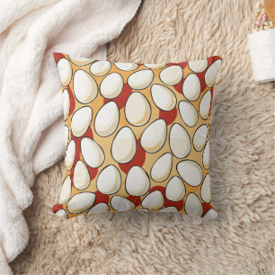 Coussin OEufs de poulet blanc sur la ferme rouge et Brown