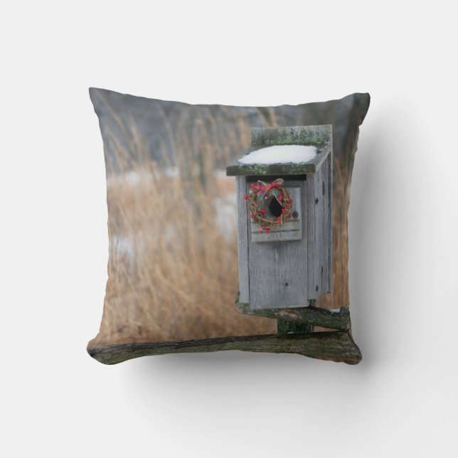 Coussin Oiseau, nichoir avec couronne de Noël en hiver (Recto)